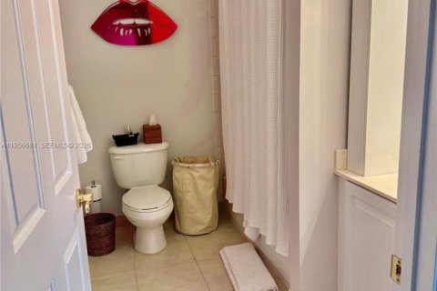 Villa ou maison à vendre à Pompano Beach, Floride: 3 chambres, 230.12 m2 № 2024285 - photo 17