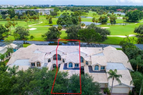 Villa ou maison à Pompano Beach, Floride 3 chambres, 230.12 m2 № 2024285