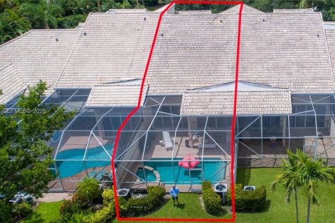 Villa ou maison à vendre à Pompano Beach, Floride: 3 chambres, 230.12 m2 № 2024285 - photo 2