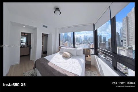 Кондоминиум с 2 спальнями в Майами, Флорида № 2004984