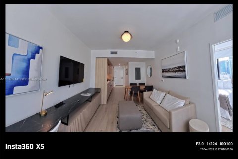 Снять в аренду кондоминиум в Майами, Флорида 2 спальни, № 2004984 - фото 5