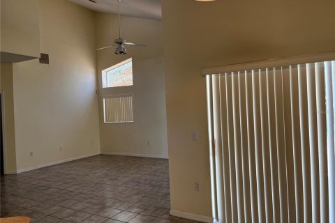 Villa ou maison à louer à Haines City, Floride: 3 chambres, 217.21 m2 № 1866211 - photo 14