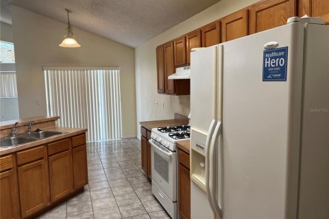 Villa ou maison à louer à Haines City, Floride: 3 chambres, 217.21 m2 № 1866211 - photo 12