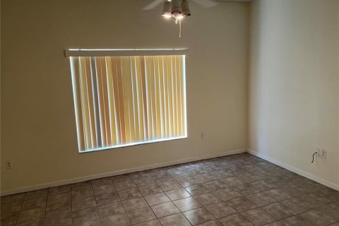 Villa ou maison à louer à Haines City, Floride: 3 chambres, 217.21 m2 № 1866211 - photo 4