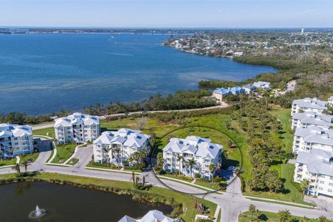 Condominio en Bradenton, Florida, 3 dormitorios № 2152114
