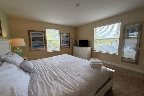 Villa ou maison à louer à Kissimmee, Floride: 5 chambres, 286.23 m2 № 2220743 - photo 25