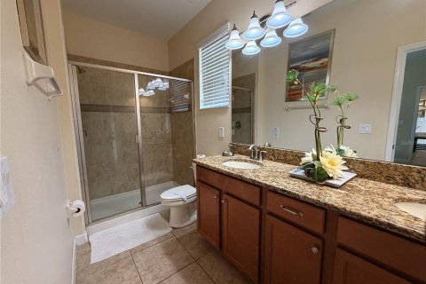 Villa ou maison à louer à Kissimmee, Floride: 5 chambres, 286.23 m2 № 2220743 - photo 17