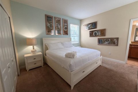 Villa ou maison à louer à Kissimmee, Floride: 5 chambres, 286.23 m2 № 2220743 - photo 15