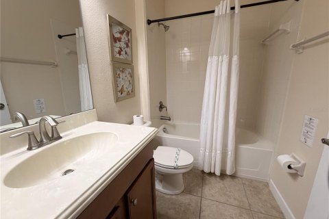 Villa ou maison à louer à Kissimmee, Floride: 5 chambres, 286.23 m2 № 2220743 - photo 14
