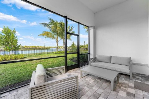 Villa ou maison à vendre à Palm Beach Gardens, Floride: 3 chambres, 194.72 m2 № 2087709 - photo 8