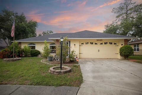 House in Sarasota, Florida 3 bedrooms, 135.64 sq.m. № 2208952 - photo 2