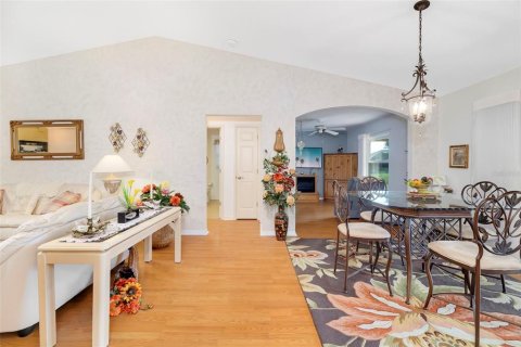 House in Sarasota, Florida 3 bedrooms, 135.64 sq.m. № 2208952 - photo 14