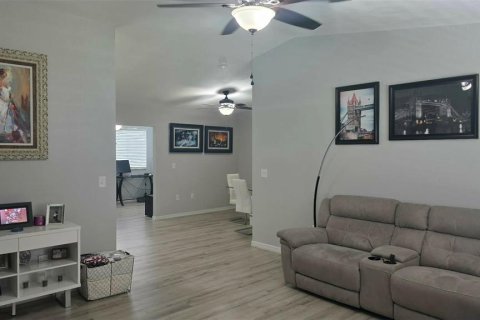 House in Ocala, Florida 2 bedrooms, 120.4 sq.m. № 2272796 - photo 14