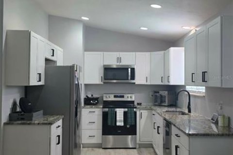 House in Ocala, Florida 2 bedrooms, 120.4 sq.m. № 2272796 - photo 18