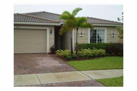 Villa ou maison à Port St. Lucie, Floride 3 chambres, 170.66 m2 № 2402327