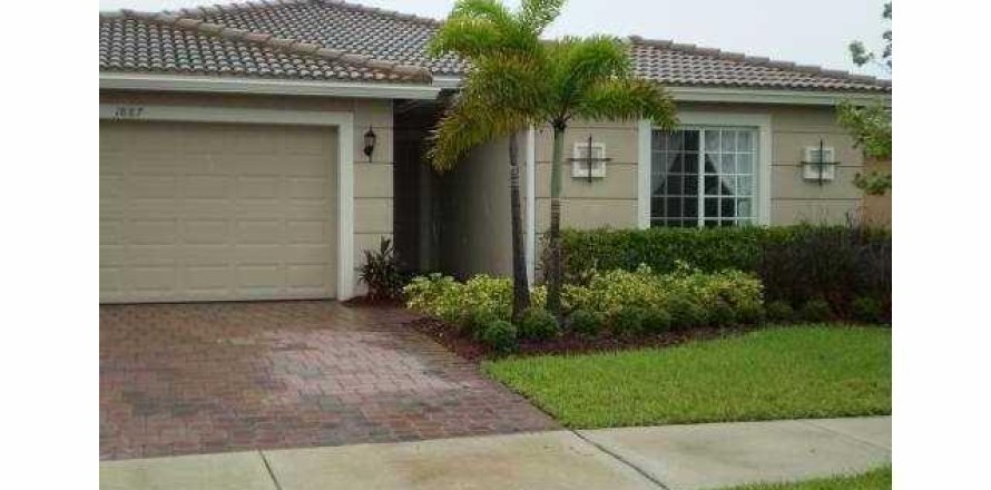 Villa ou maison à Port St. Lucie, Floride 3 chambres, 170.66 m2 № 2402327
