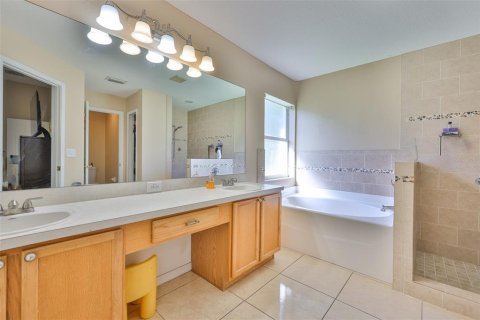 Casa en venta en Valrico, Florida, 3 dormitorios, 155.8 m2 № 1902448 - foto 30