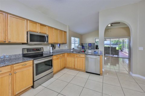 House in Valrico, Florida 3 bedrooms, 155.8 sq.m. № 1902448 - photo 15