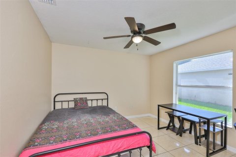 House in Valrico, Florida 3 bedrooms, 155.8 sq.m. № 1902448 - photo 20