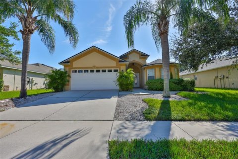 House in Valrico, Florida 3 bedrooms, 155.8 sq.m. № 1902448 - photo 3