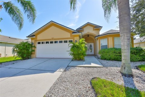 Casa en venta en Valrico, Florida, 3 dormitorios, 155.8 m2 № 1902448 - foto 1