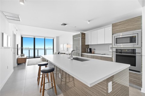 Copropriété à vendre à Miami, Floride: 2 chambres, 106.19 m2 № 1981766 - photo 4