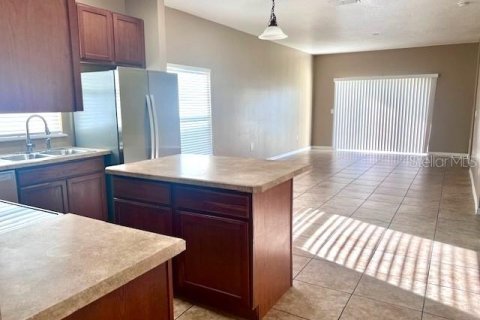 House in Kissimmee, Florida 4 bedrooms, 179.86 sq.m. № 1893587 - photo 8