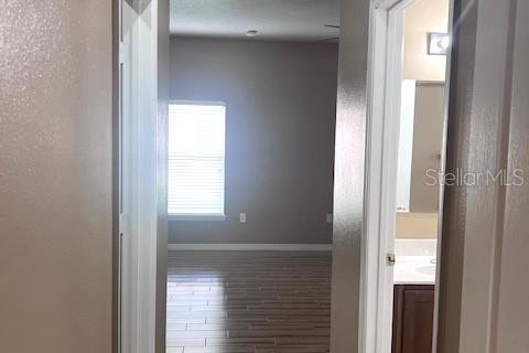 House in Kissimmee, Florida 4 bedrooms, 179.86 sq.m. № 1893587 - photo 12