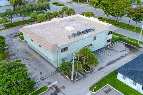 Immobilier commercial à vendre à North Miami Beach, Floride № 1945981 - photo 10