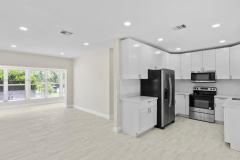 Casa en venta en Fort Lauderdale, Florida, 3 dormitorios, 104.24 m2 № 1758550 - foto 8