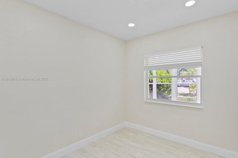 Casa en venta en Fort Lauderdale, Florida, 3 dormitorios, 104.24 m2 № 1758550 - foto 13