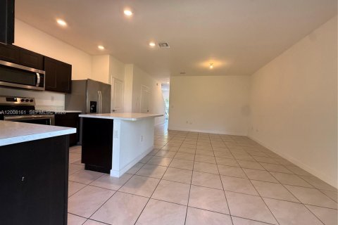 Adosado en venta en Florida City, Florida, 3 dormitorios, 136.19 m2 № 2145687 - foto 6