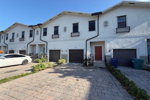 Adosado en venta en Florida City, Florida, 3 dormitorios, 136.19 m2 № 2145687 - foto 5