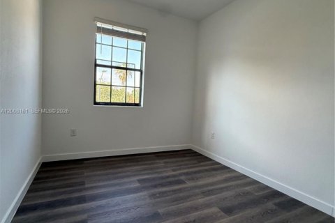 Adosado en venta en Florida City, Florida, 3 dormitorios, 136.19 m2 № 2145687 - foto 11