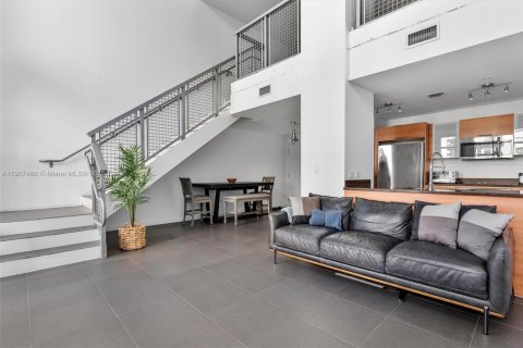 Купить кондоминиум в Майами, Флорида 2 спальни, 116.78м2, № 1963493 - фото 3