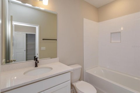 Townhouse in Winter Garden, Florida 3 bedrooms, 160.63 sq.m. № 2387507 - photo 21