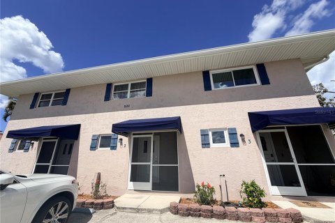 Copropriété à louer à Punta Gorda, Floride: 2 chambres, 120.77 m2 № 2096613 - photo 2