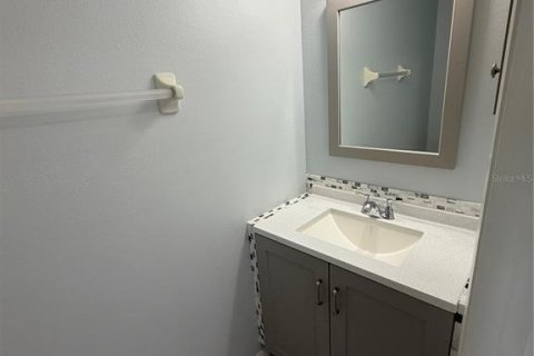 Copropriété à louer à Punta Gorda, Floride: 2 chambres, 120.77 m2 № 2096613 - photo 9