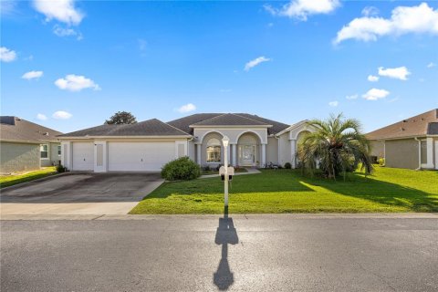 Villa ou maison à vendre à Ocala, Floride: 3 chambres, 156.73 m2 № 1916580 - photo 1