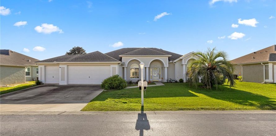 Villa ou maison à Ocala, Floride 3 chambres, 156.73 m2 № 1916580