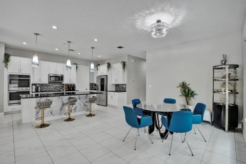 Villa ou maison à vendre à Coral Springs, Floride: 5 chambres, 310.76 m2 № 2190170 - photo 16