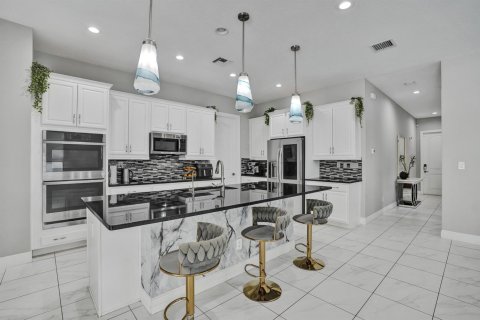 Villa ou maison à vendre à Coral Springs, Floride: 5 chambres, 310.76 m2 № 2190170 - photo 14