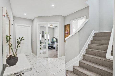Villa ou maison à vendre à Coral Springs, Floride: 5 chambres, 310.76 m2 № 2190170 - photo 24