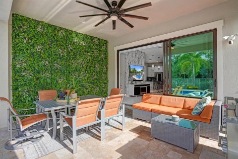 Villa ou maison à vendre à Coral Springs, Floride: 5 chambres, 310.76 m2 № 2190170 - photo 5