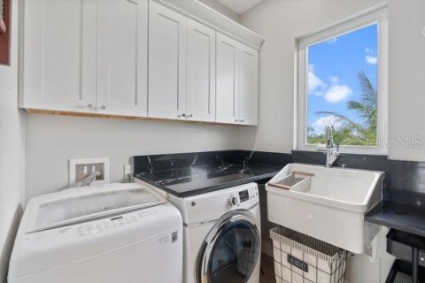 Купить виллу или дом в Терра Сеия, Флорида 7 комнат, 233.93м2, № 1856746 - фото 24