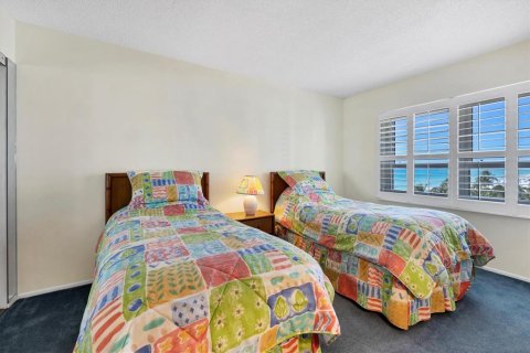 Condo in Sarasota, Florida, 2 bedrooms  № 2094032 - photo 28