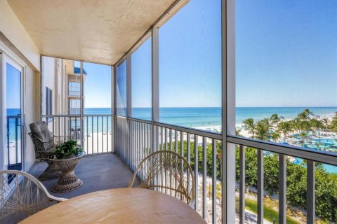 Condo in Sarasota, Florida, 2 bedrooms  № 2094032 - photo 17