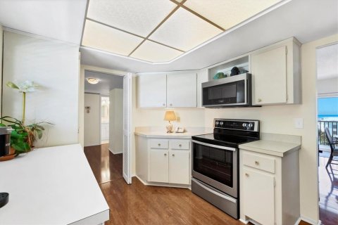 Condo in Sarasota, Florida, 2 bedrooms  № 2094032 - photo 20