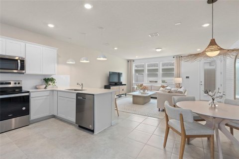 Touwnhouse à vendre à Winter Garden, Floride: 4 chambres, 171.59 m2 № 2405801 - photo 8