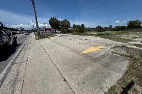 Terreno en venta en Tampa, Florida № 2214305 - foto 2